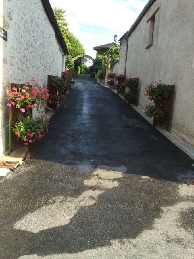 Chambres D'Hotes Karine Smej Châtillon-sur-Marne 外观 照片